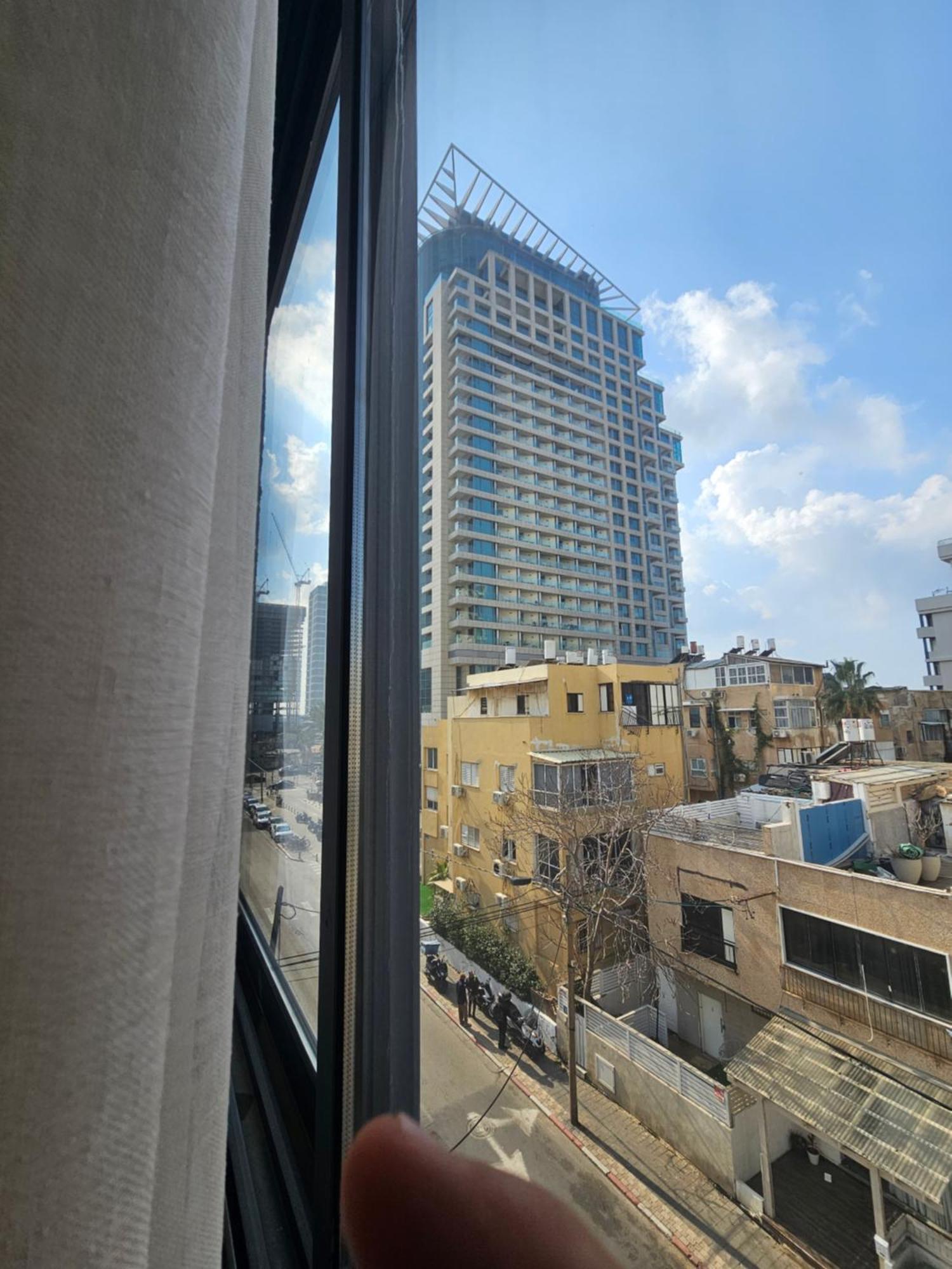 Hayarkon 24 Beach Apartment Tlv تل أبيب المظهر الخارجي الصورة
